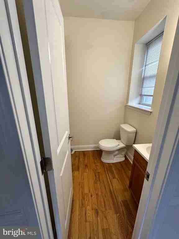 2258 N Park Ave - Photo 7 of 13