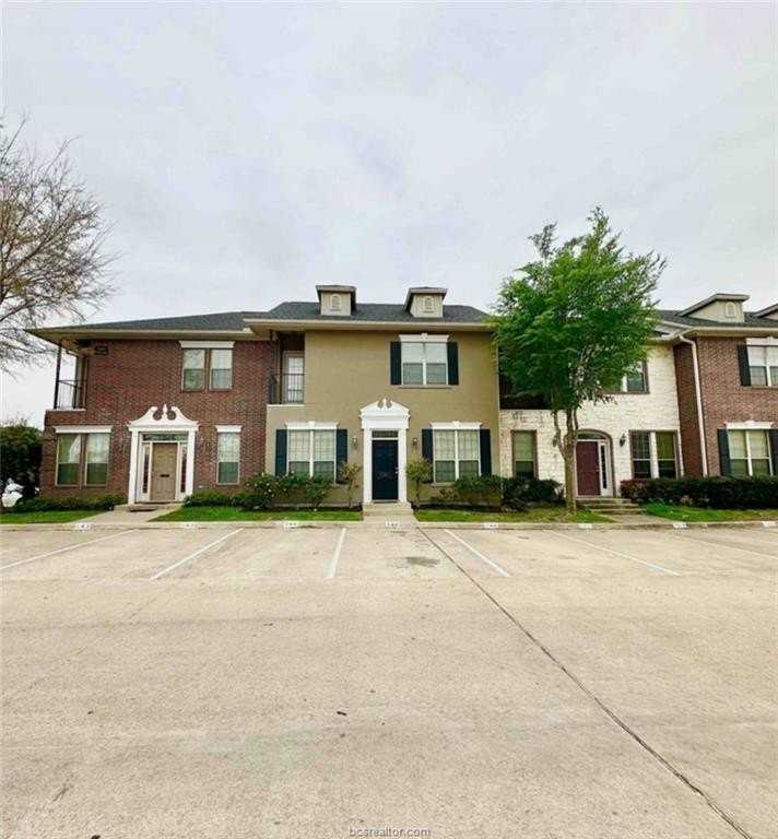 318 Forest Dr - Photo 2 of 7