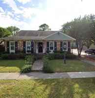 featured image of 7325 Sycamore St