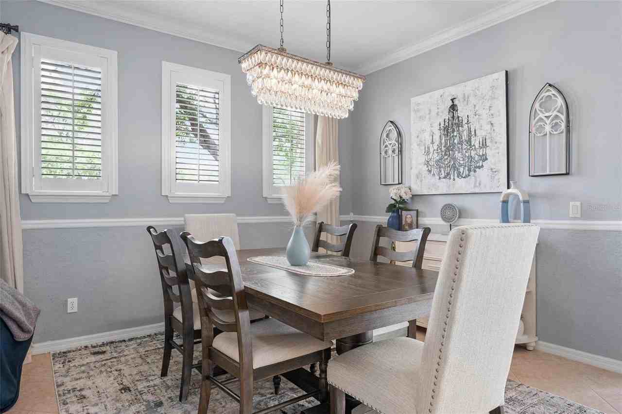5012 Lakehurst Ct - Photo 6 of 40