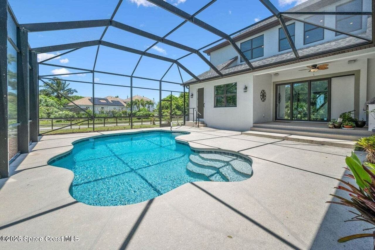 6725 S Tropical Trl - Photo 4 of 30