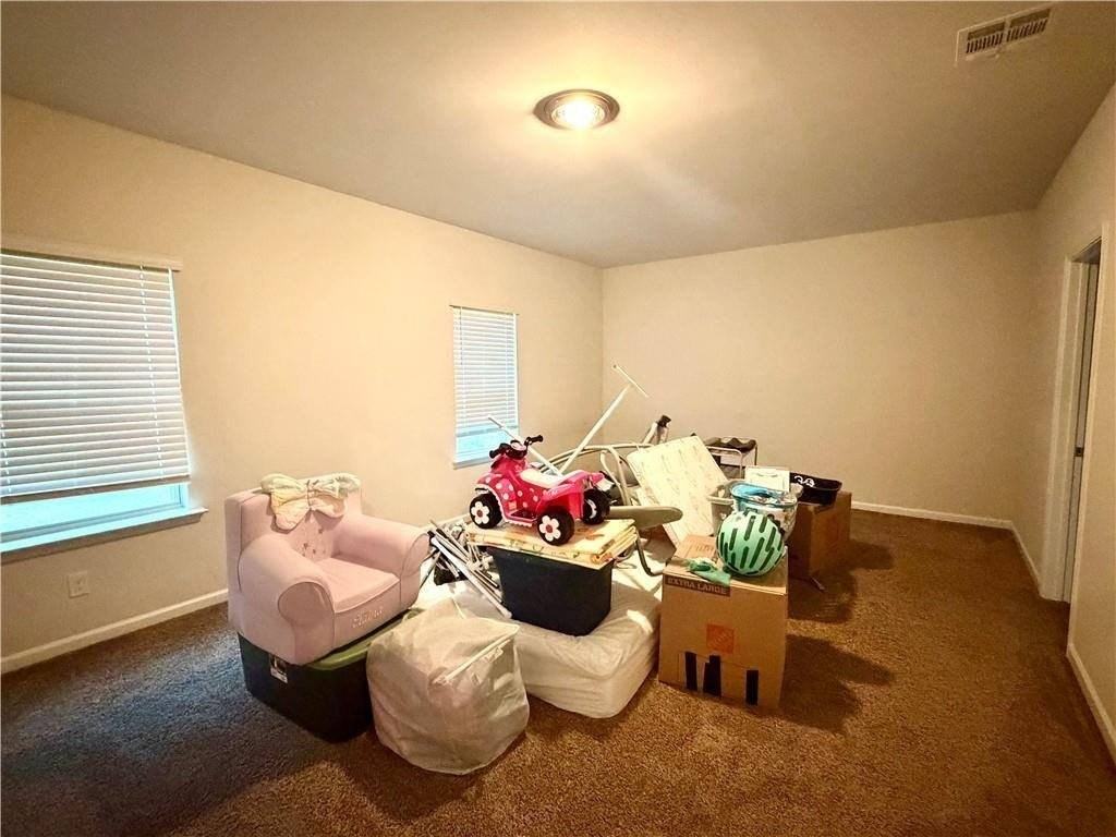 18158 Logan Ct - Photo 6 of 10