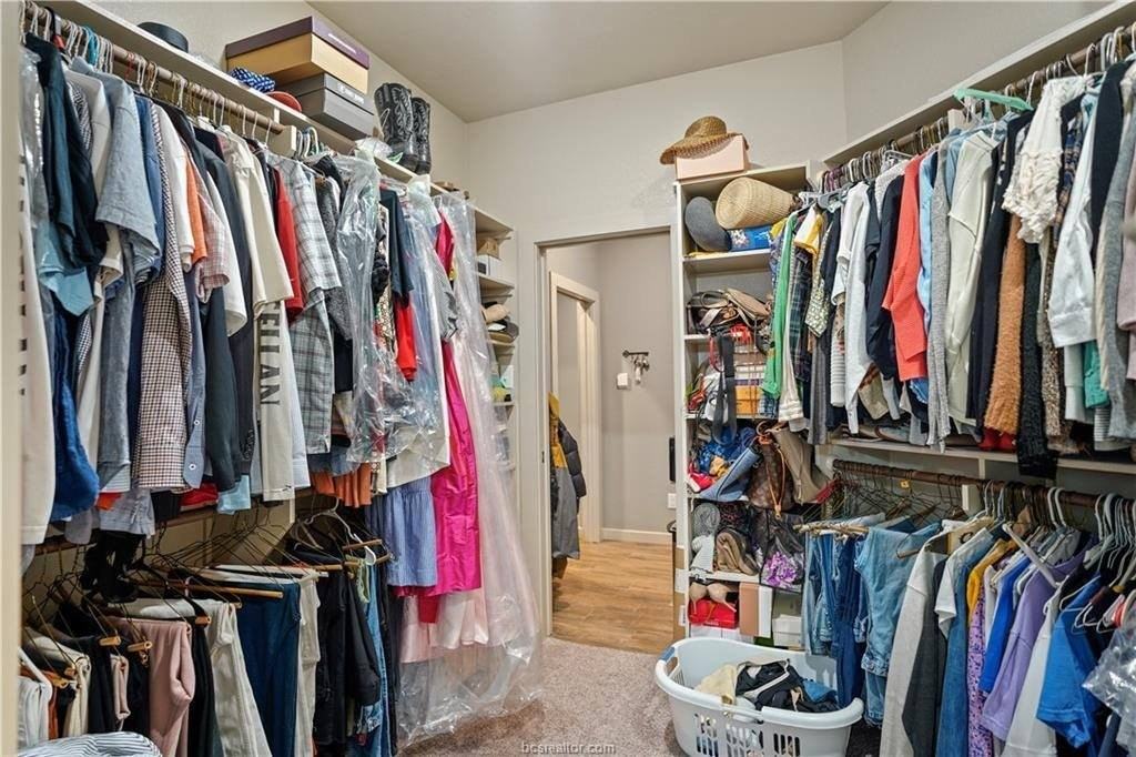 2711 Talsworth Dr - Photo 5 of 21