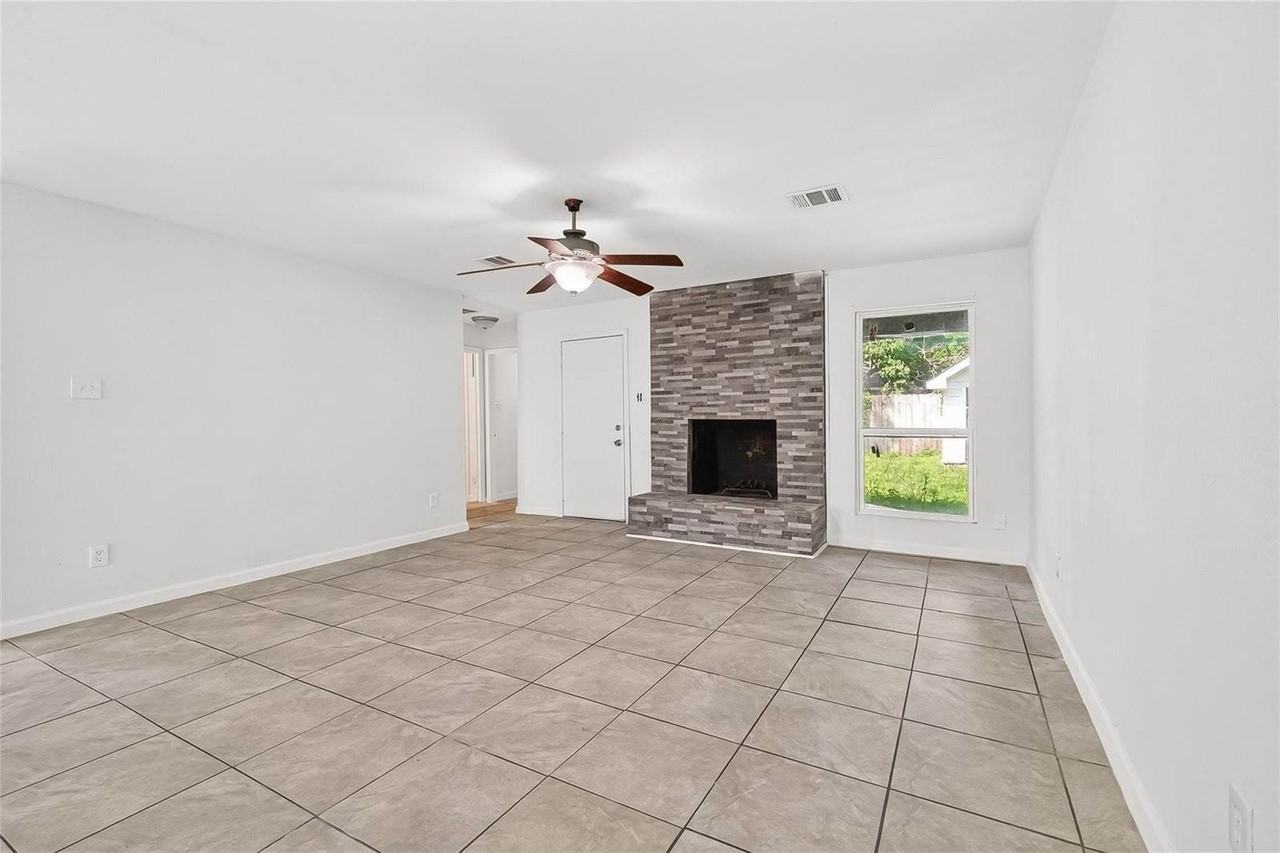 29311 Raestone St - Photo 6 of 36