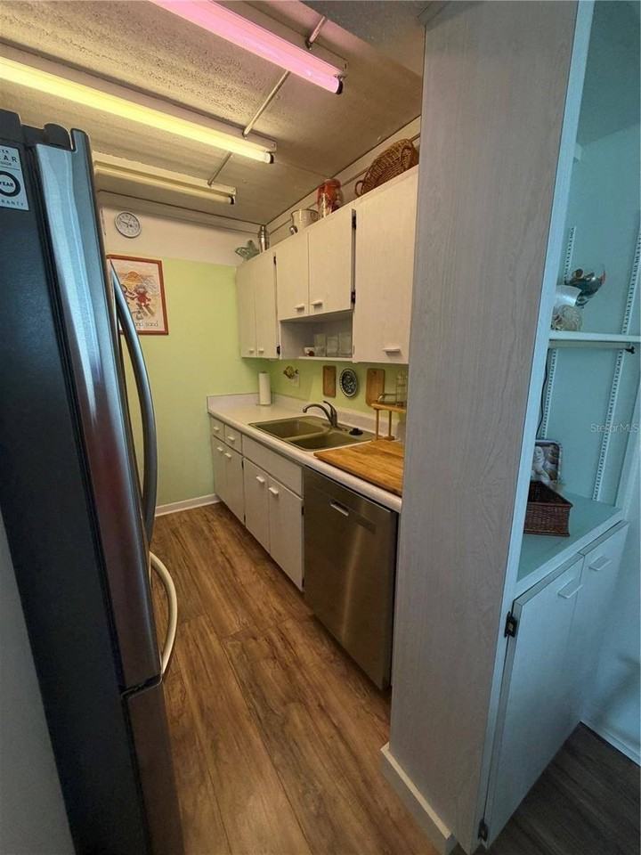 3802 Gulf Of Mexico Dr #A204 - Photo 7 of 17