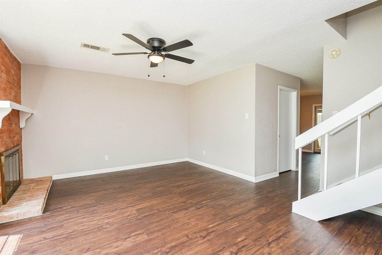 5809 Village Forest Ct - Photo 6 of 27