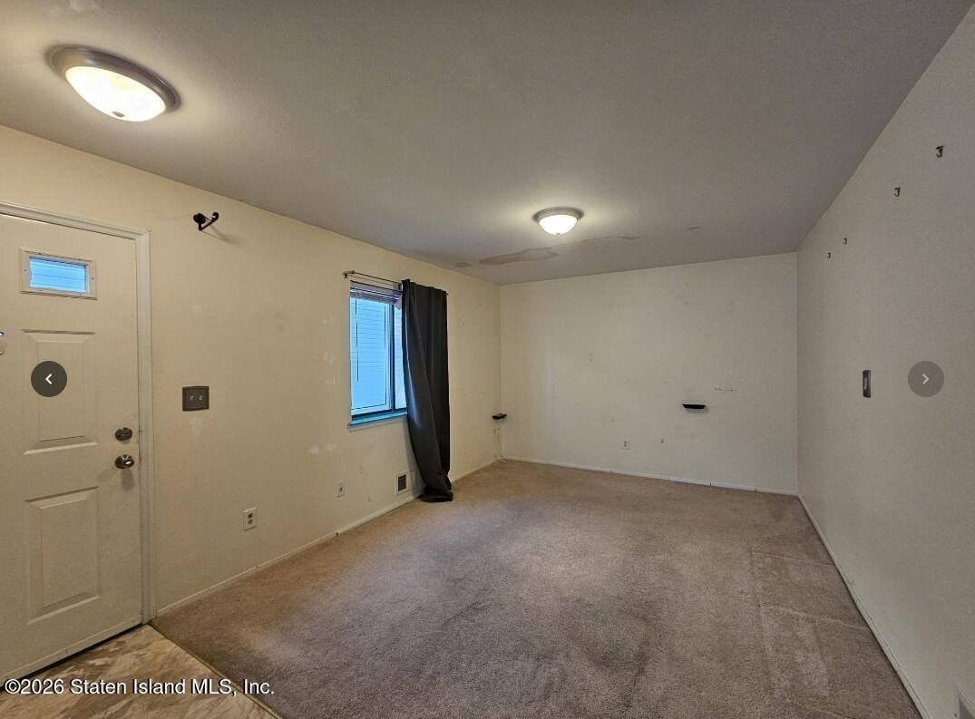 59 Corbin Ave - Photo 6 of 10