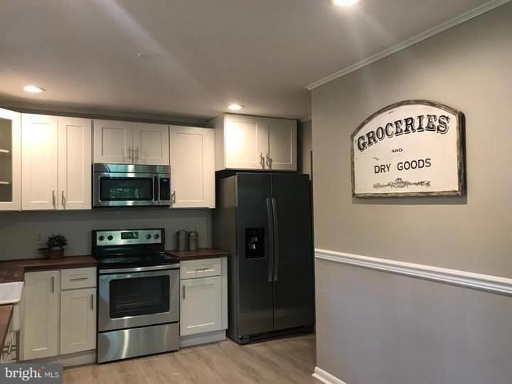 110 Edgehill Dr - Photo 3 of 15