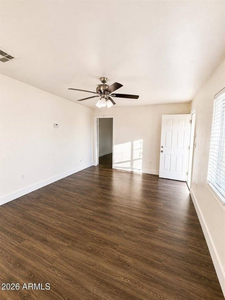 2234 W Medlock Dr #3 - Photo 3 of 11