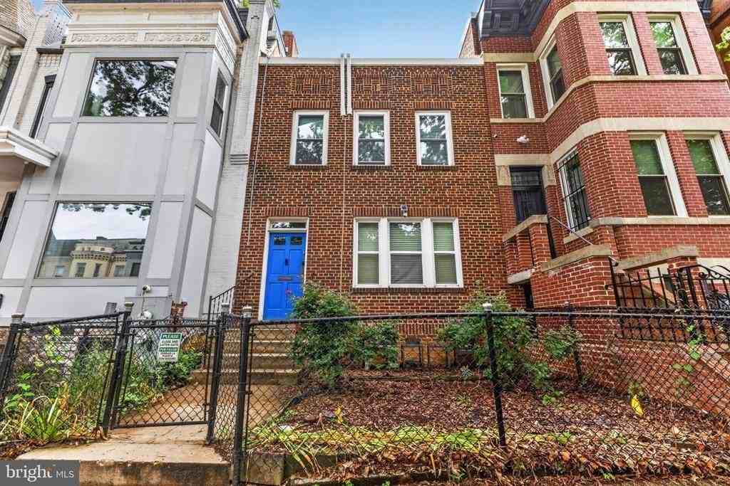 46 Quincy Pl Ne #1 - Photo 2 of 19