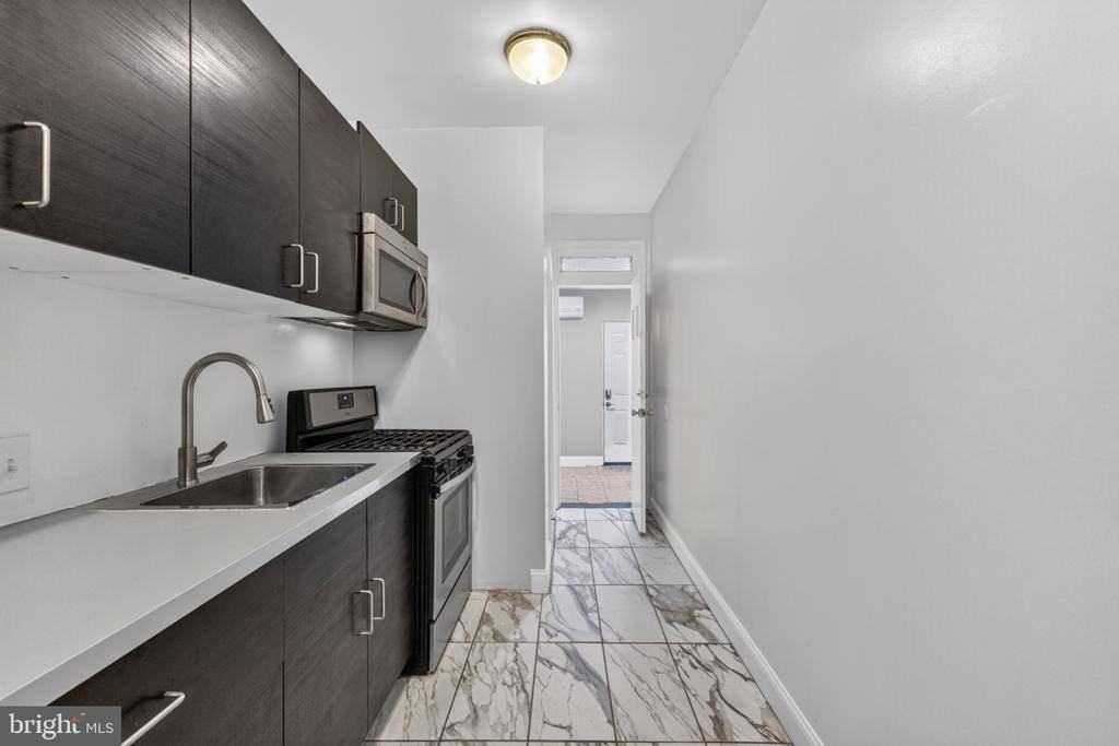 46 Quincy Pl Ne #1 - Photo 6 of 16