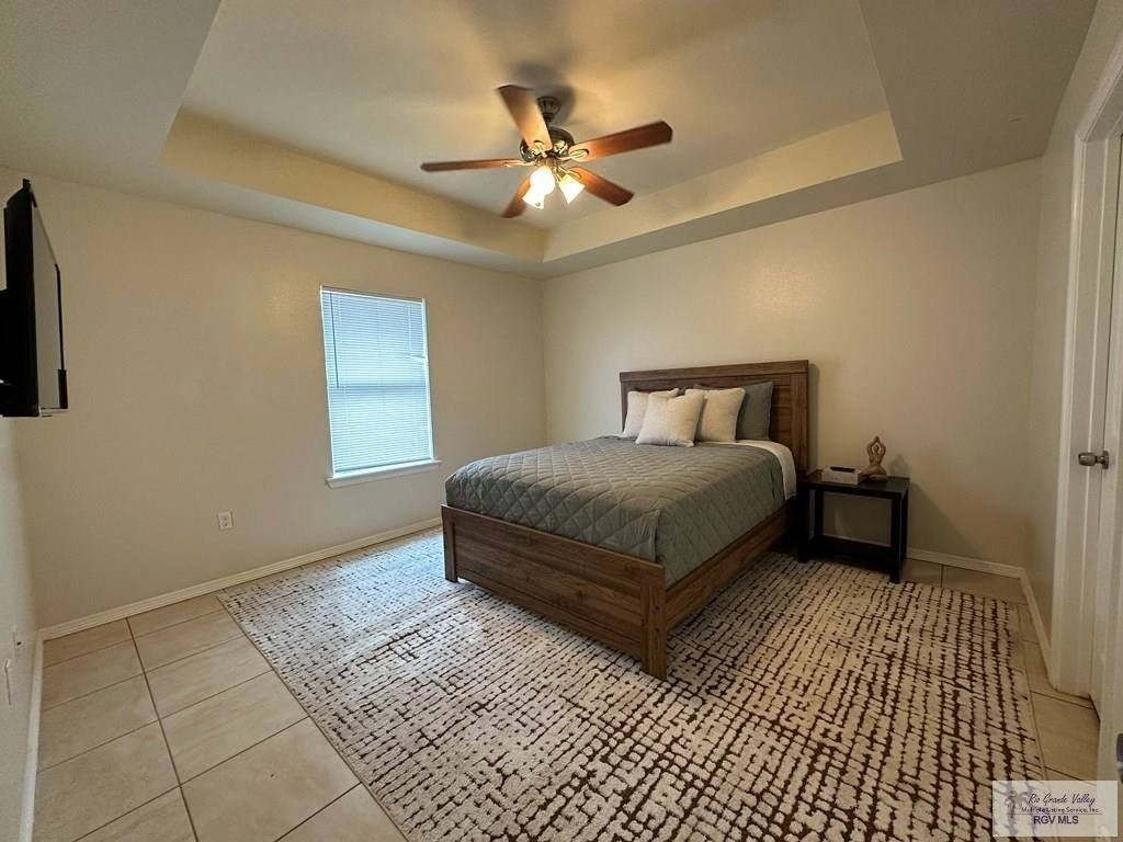 2000 Westminster Cir #2048 - Photo 5 of 12