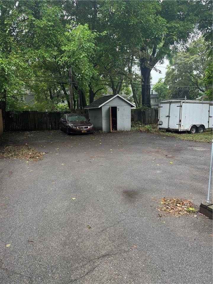 57 Ellison St - Photo 3 of 16