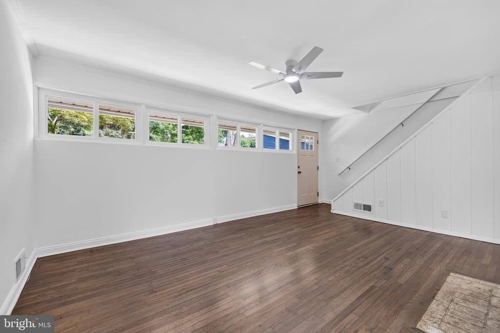303 Nimitz Ave - Photo 7 of 29