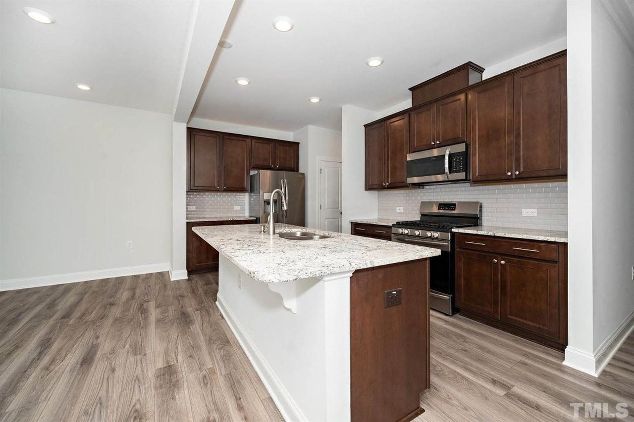 121 Masden Rd - Photo 6 of 27