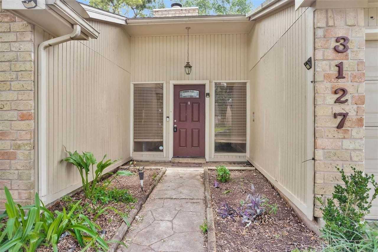 3127 Wagon Trail Dr - Photo 2 of 27