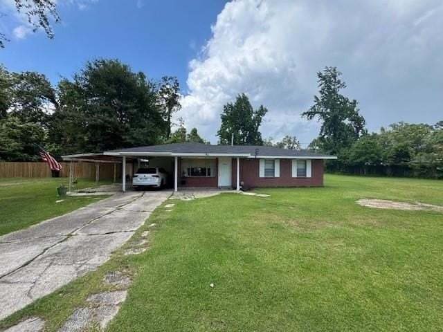 660 Princess Dr