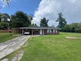 660 Princess Dr - Photo 1 of 1
