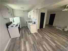 featured image of 314 S Haswell Dr #B
