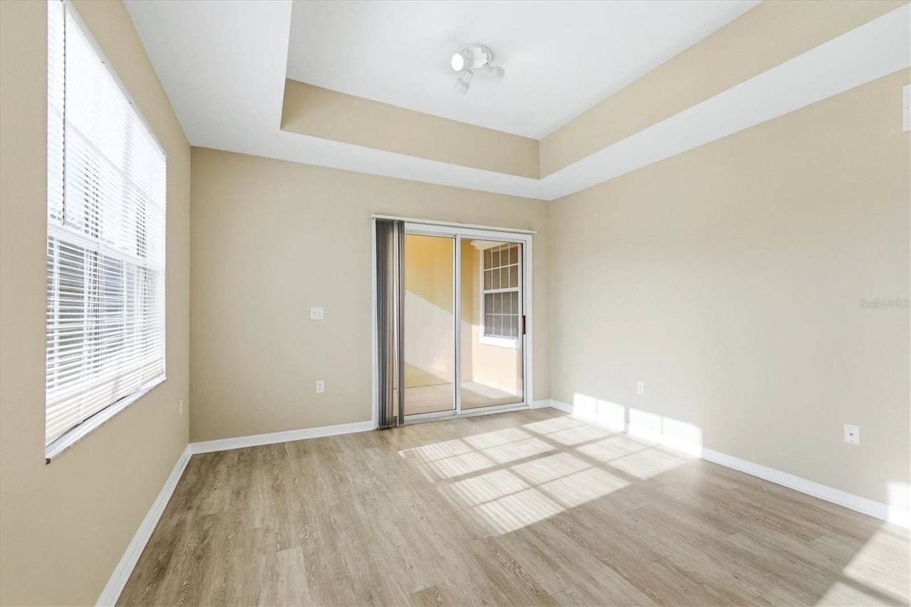 1015 Villagio Cir #202 - Photo 6 of 14