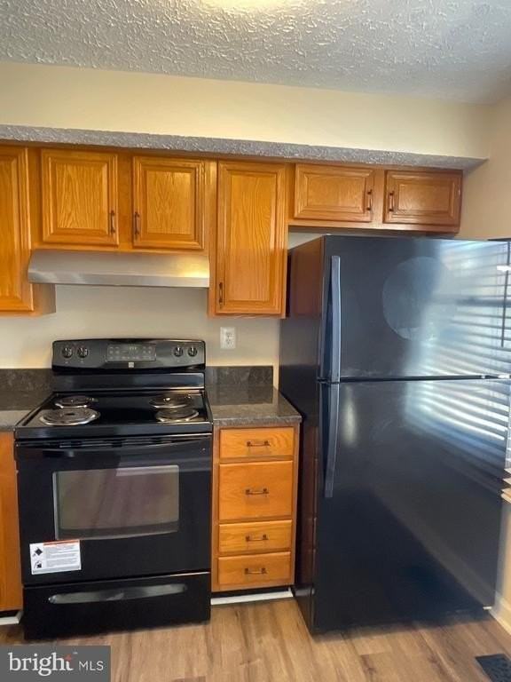5863 Rowanberry Dr #5863 - Photo 4 of 27