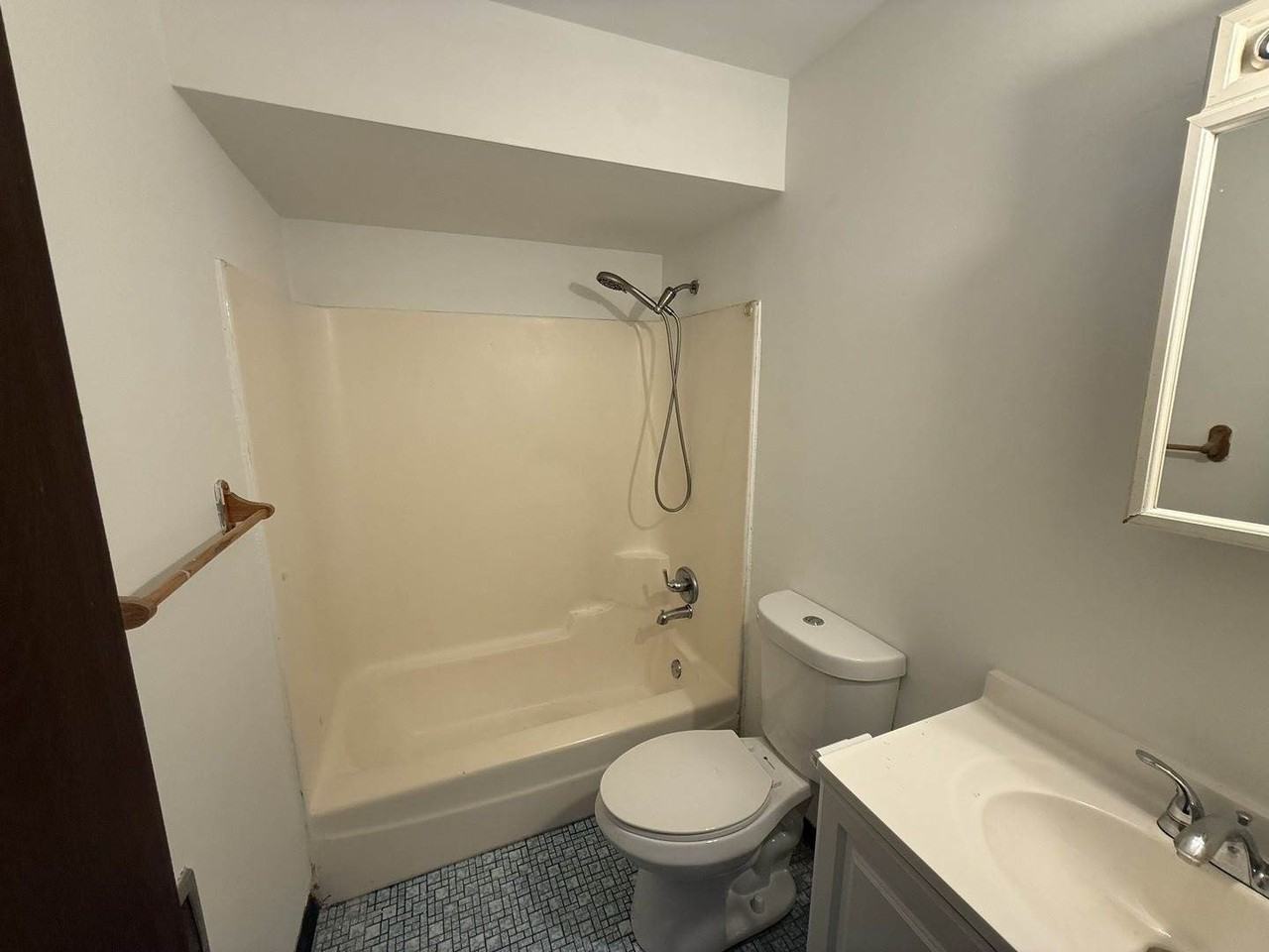 1713 Nelson Rd #12 - Photo 5 of 9