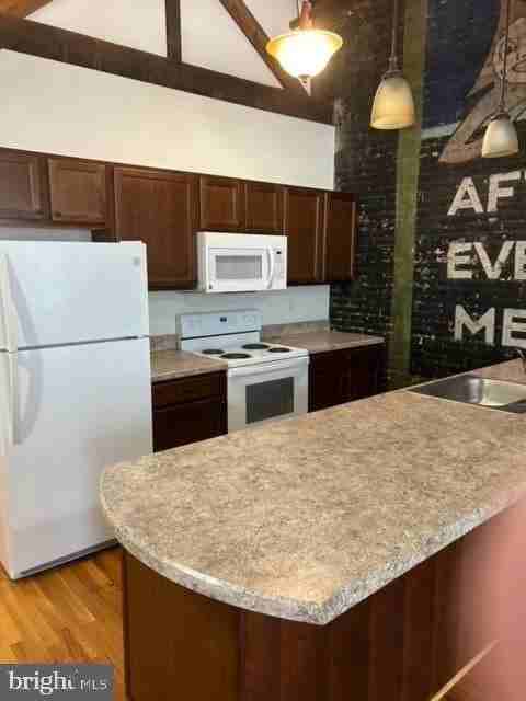 302 N Cameron St #200 - Photo 5 of 19