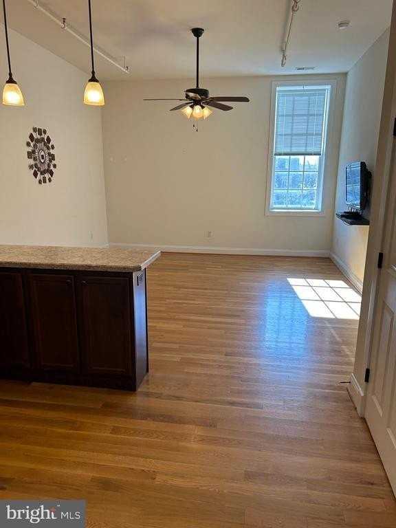 302 N Cameron St #203 - Photo 5 of 10
