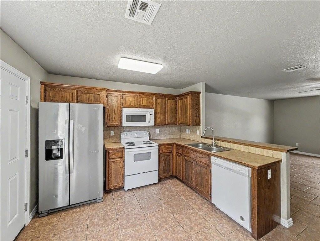 703 W Garland St #A - Photo 2 of 13