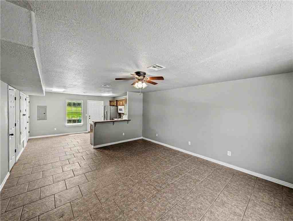 703 W Garland St #A - Photo 7 of 13