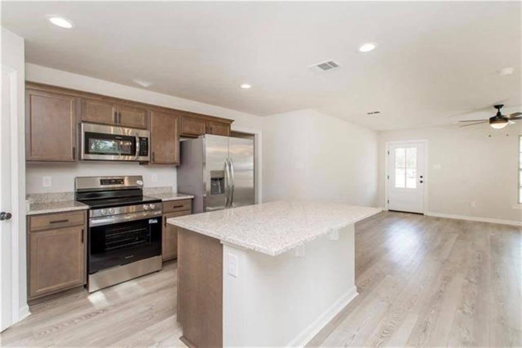 24128 John Mckigney Rd - Photo 5 of 10