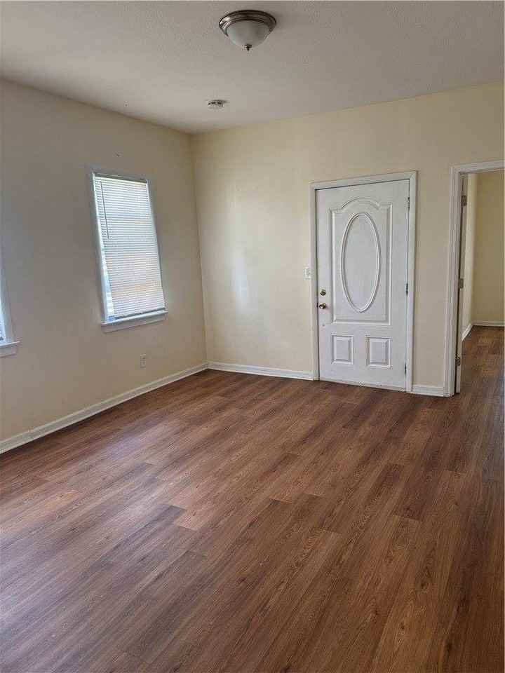 134 Lewis St #DOWN - Photo 3 of 14