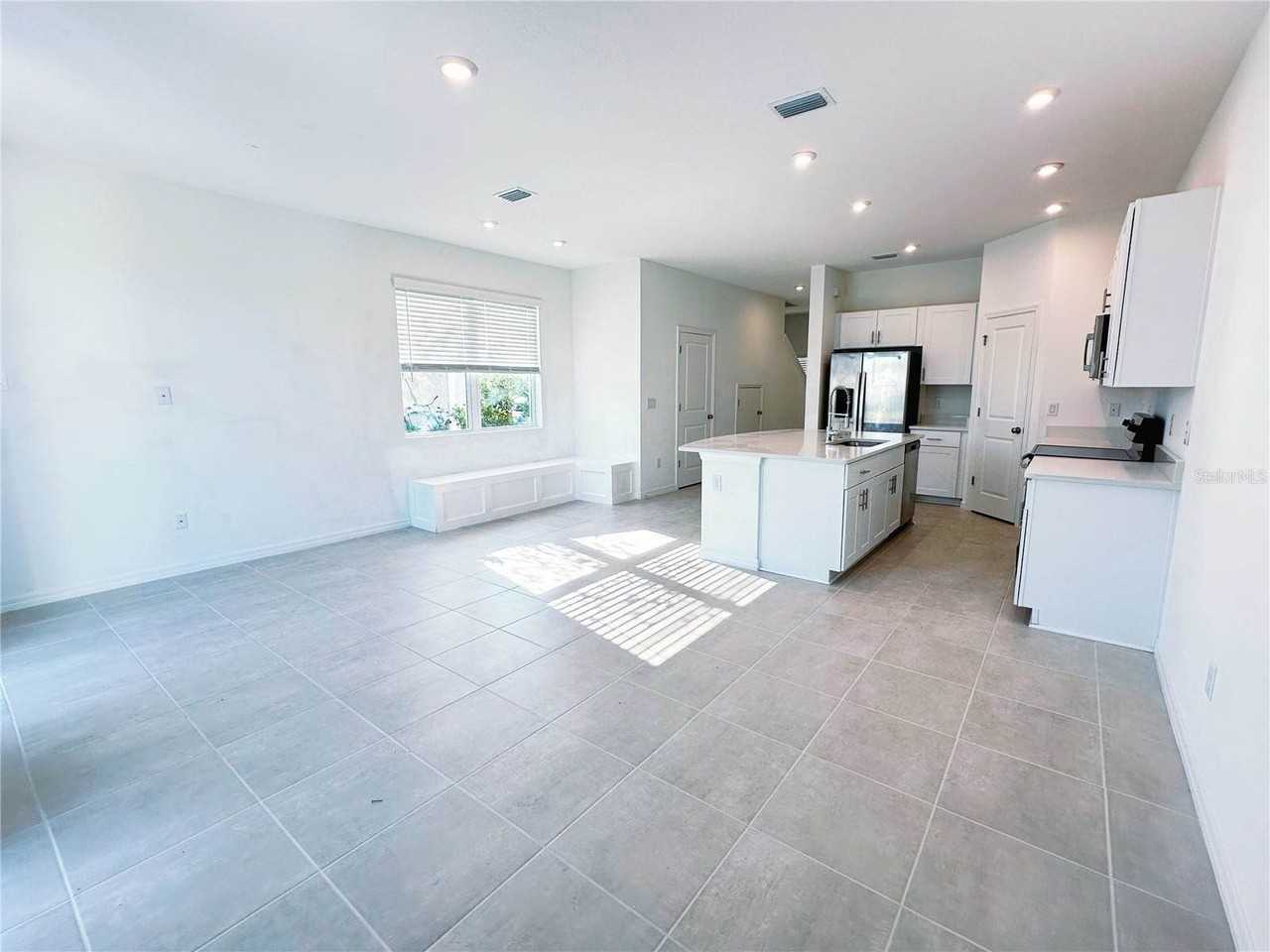 5770 Windy Bay Ter - Photo 7 of 42
