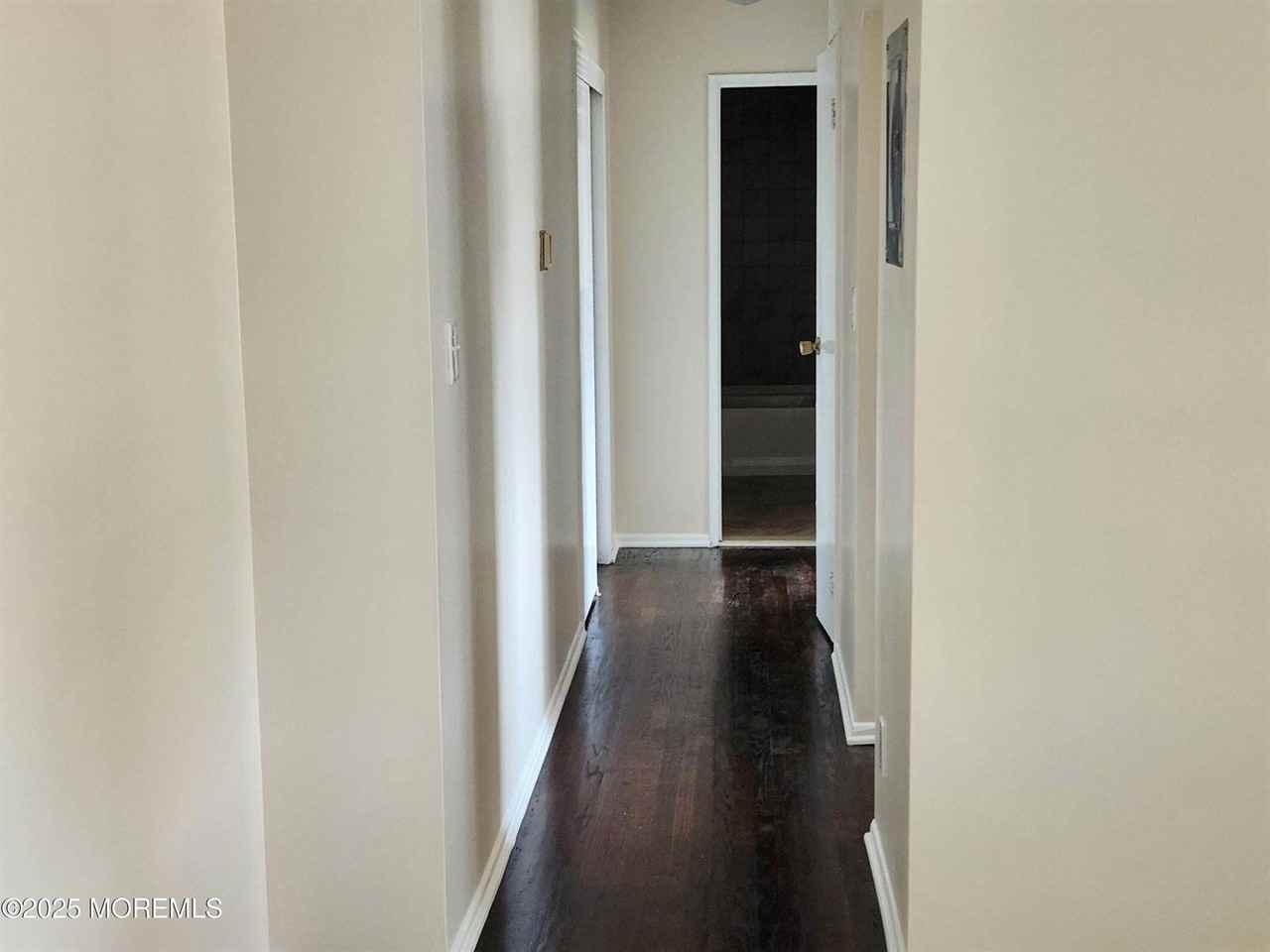 94 Stonehurst Blvd #B - Photo 5 of 13