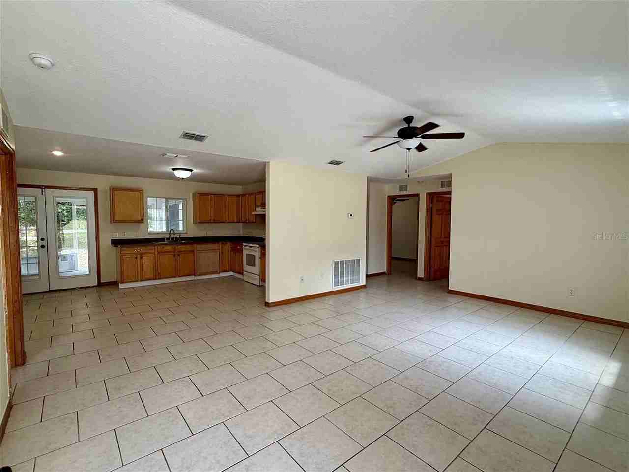 41 Pine Cir - Photo 2 of 17