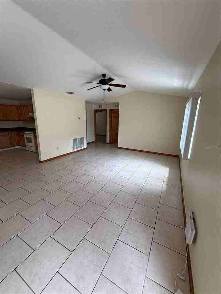 41 Pine Cir - Photo 3 of 17