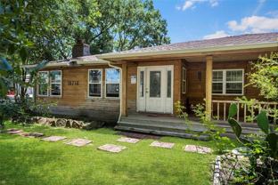18718 Vickers Rd - Photo 1 of 1