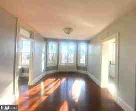 1701 Linden Ave - Photo 2 of 18