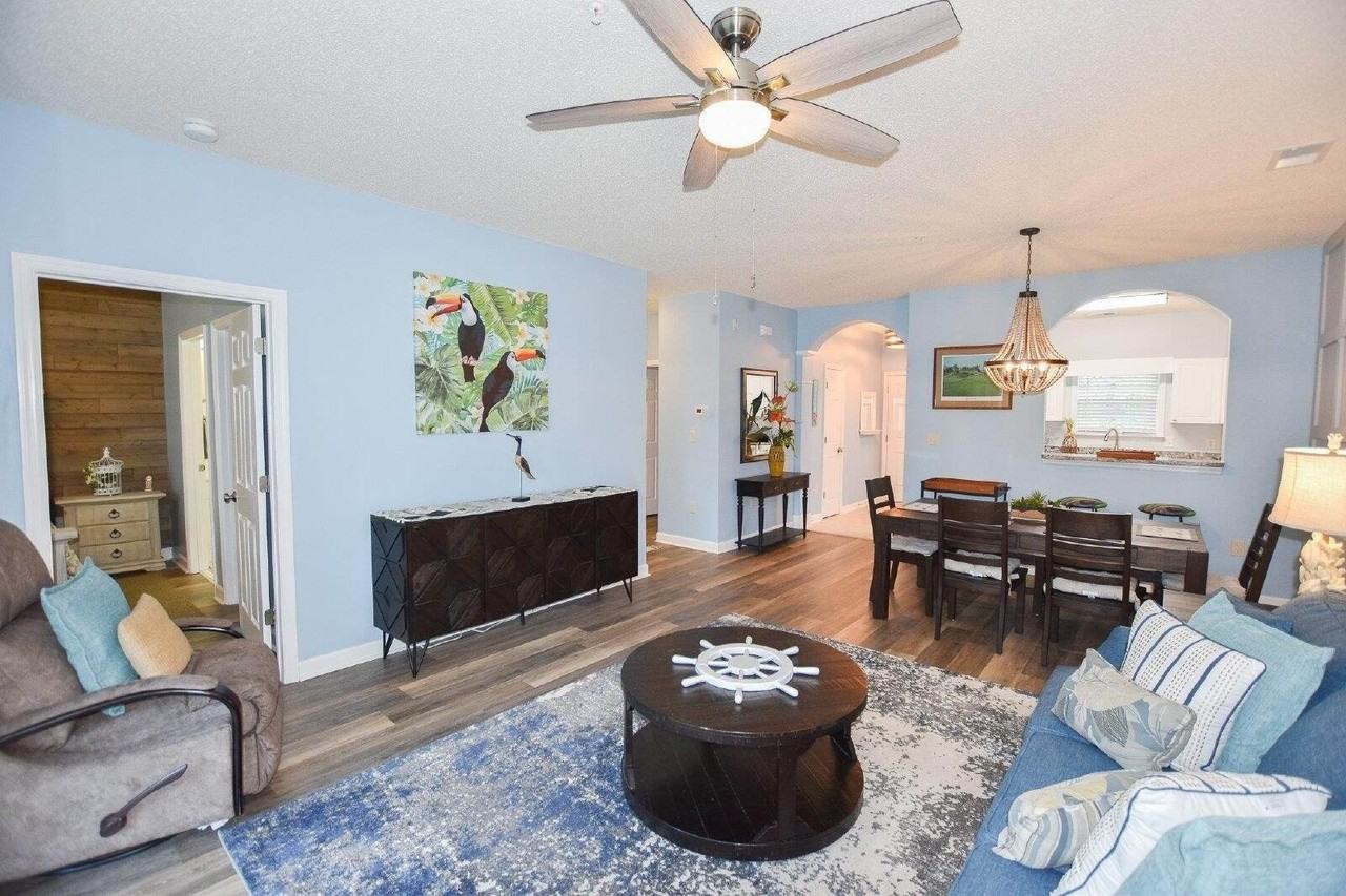 5825 Catalina Dr - Photo 3 of 21