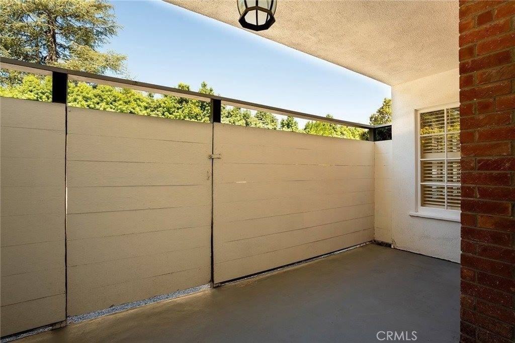 681 S Orange Grove Blvd - Photo 6 of 15