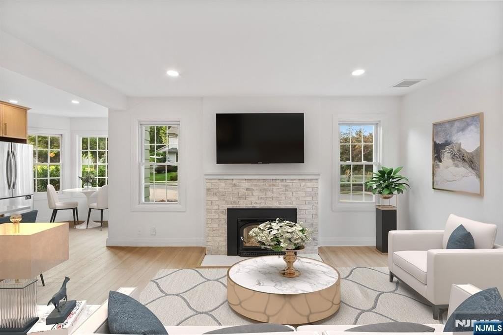32 Brook Street - Photo 6 of 32