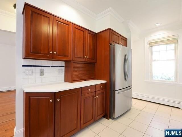 8 Laurel Ave - Photo 7 of 25