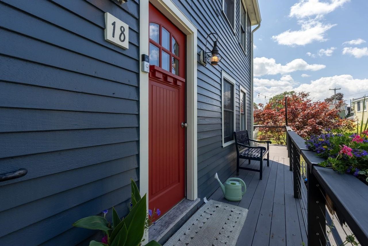 18 Walden St - Photo 5 of 38