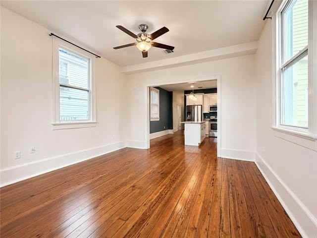 528 S Scott St - Photo 5 of 23
