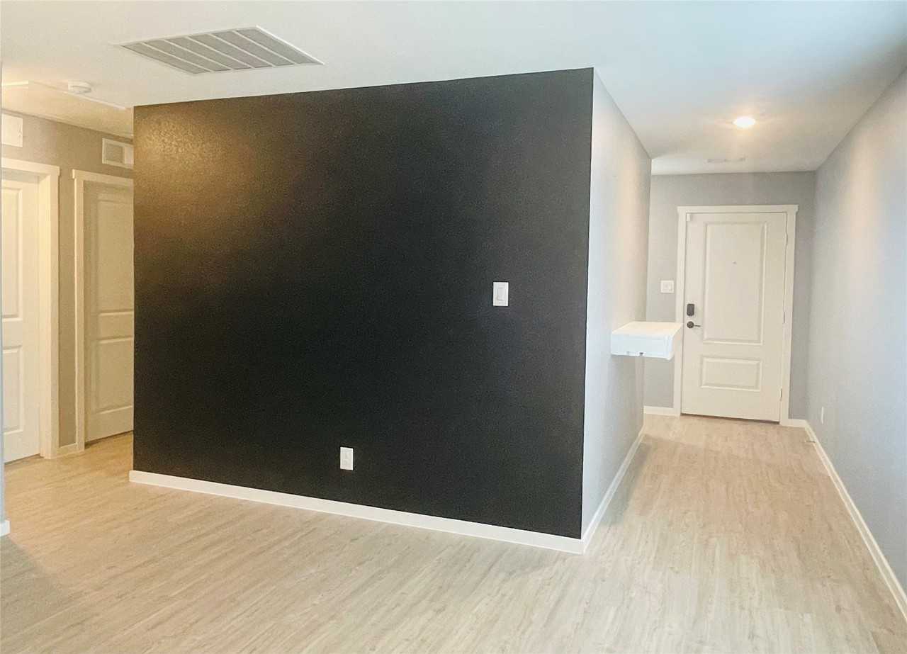 1405 Merlin Bluff St - Photo 5 of 15