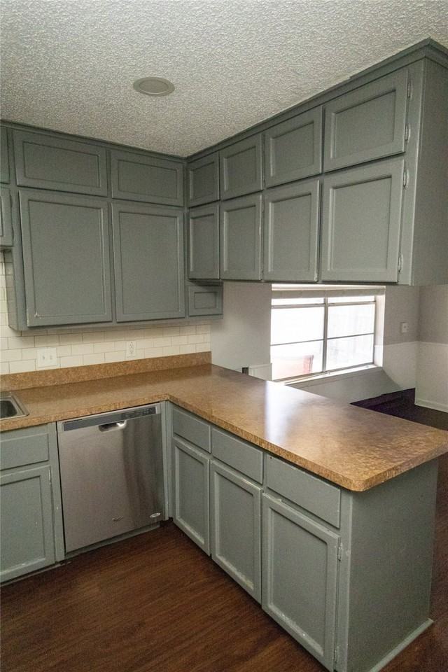 6919 W Cleburne Rd - Photo 2 of 40
