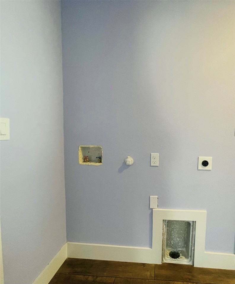 109 Lois St - Photo 6 of 21