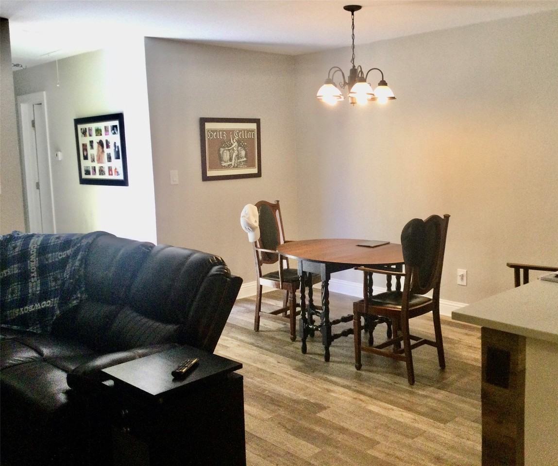 713 Cory St - Photo 3 of 12