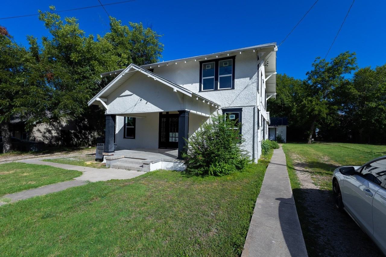 1702 Ethel Ave