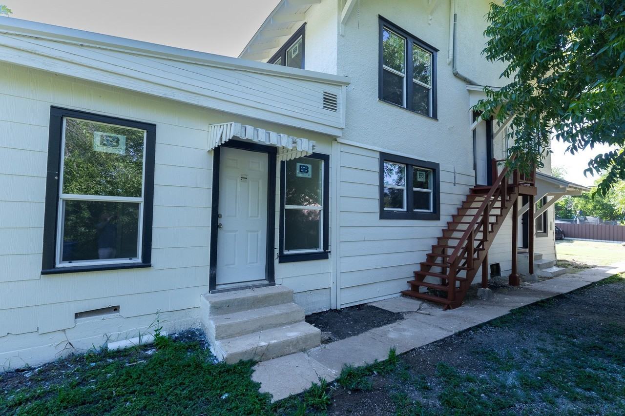 1702 Ethel Ave - Photo 5 of 25